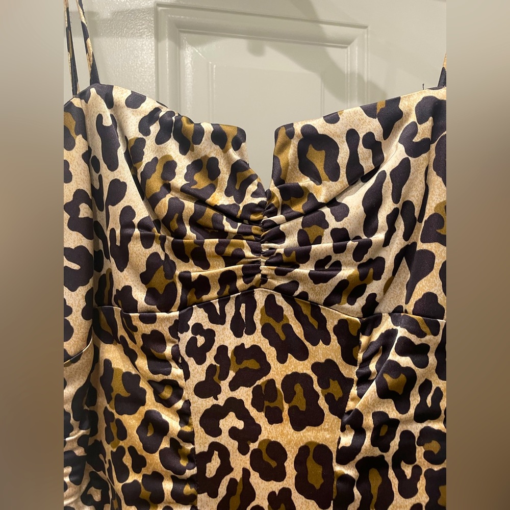 Cache Women’s Leopard Print Midi Dress - image 6